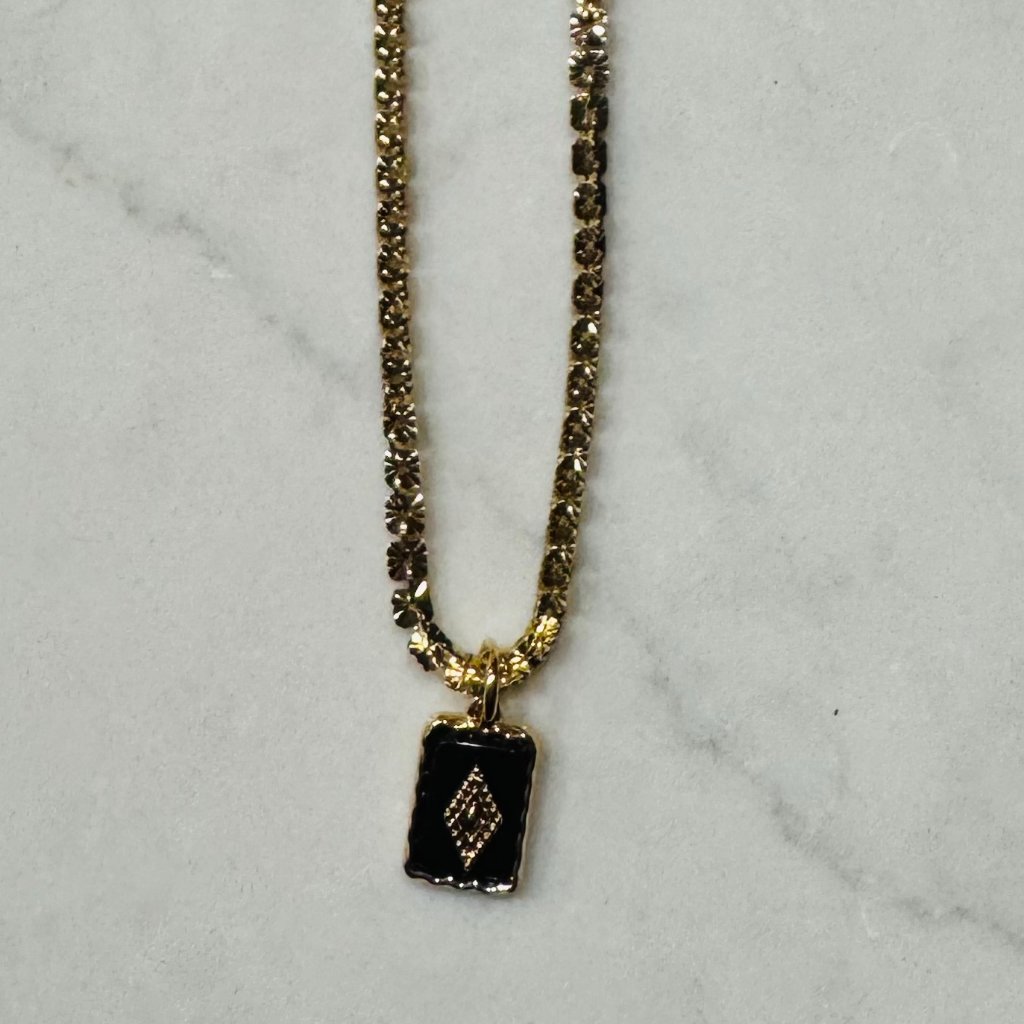 Nwt Evereve Emma Pendant Necklace Gold Black
